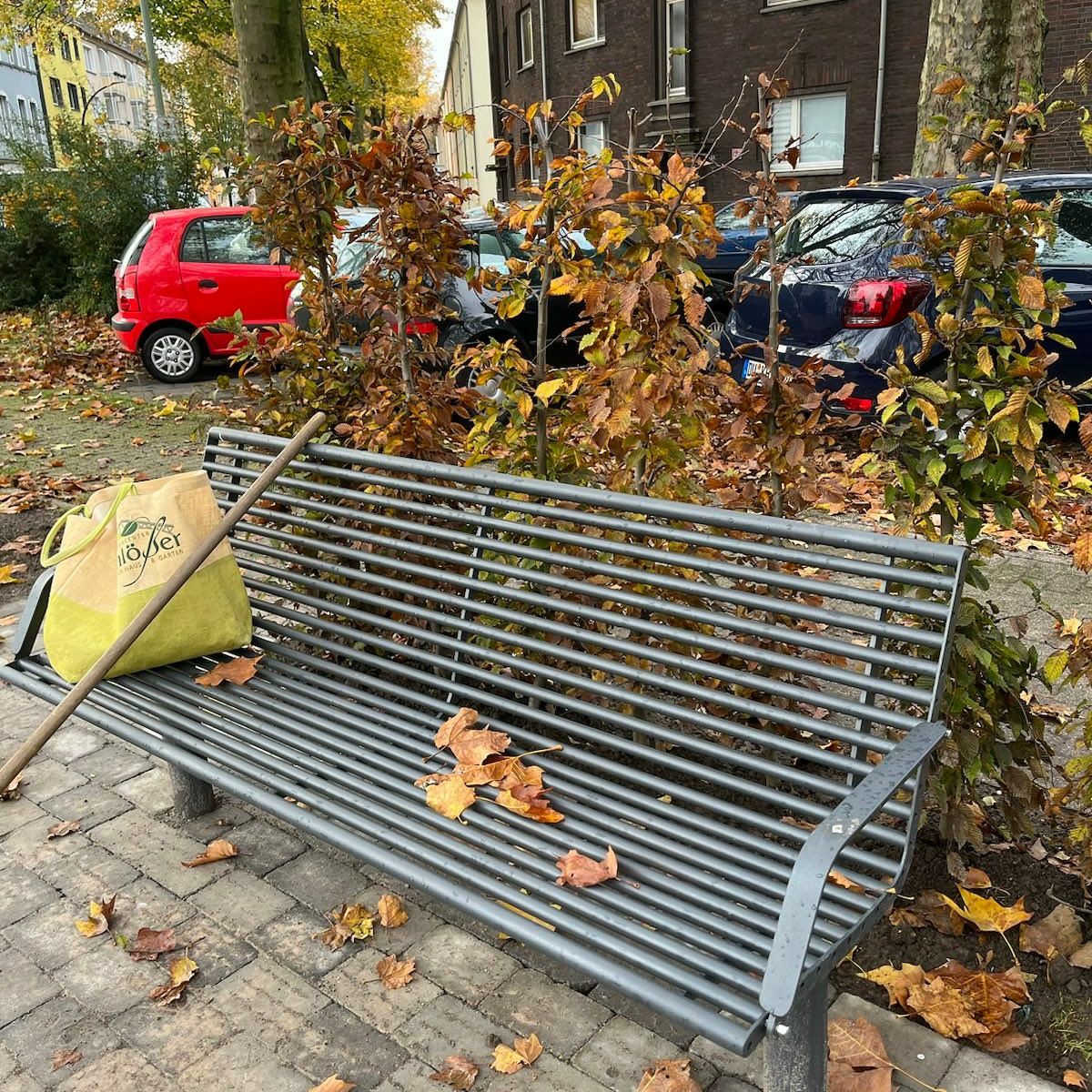 Eine neue Bank für Rheinhausen